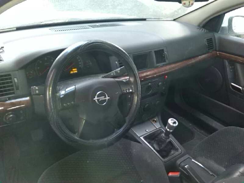 OPEL VECTRA C BERLINA 2002