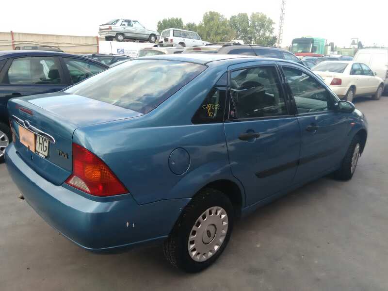 FORD FOCUS BERLINA 1998