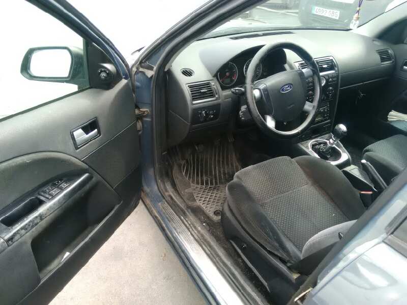 FORD MONDEO BERLINA (GE) 2000