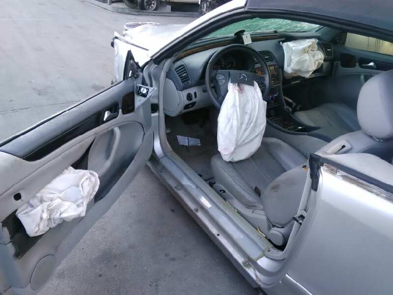 ASIENTO DELANTERO IZQUIERDO