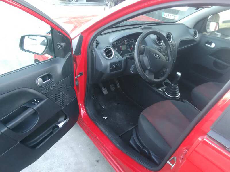 FORD FIESTA (CBK) 2004