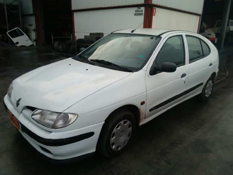 RENAULT MEGANE I BERLINA HATCHBACK 1995
