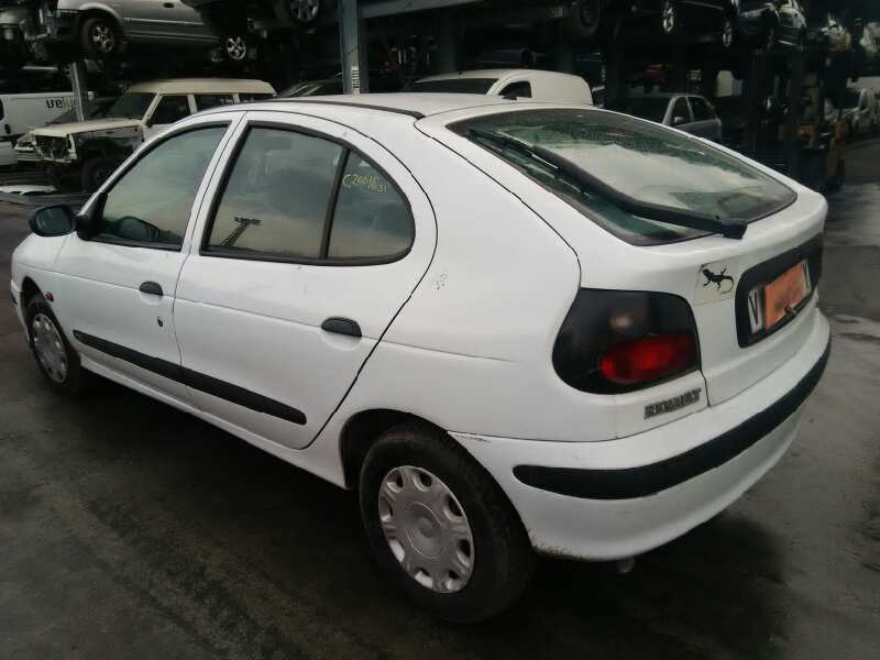 RENAULT MEGANE I BERLINA HATCHBACK 1995