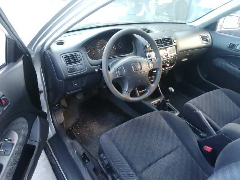 HONDA CIVIC BERLINA 3/4 1995