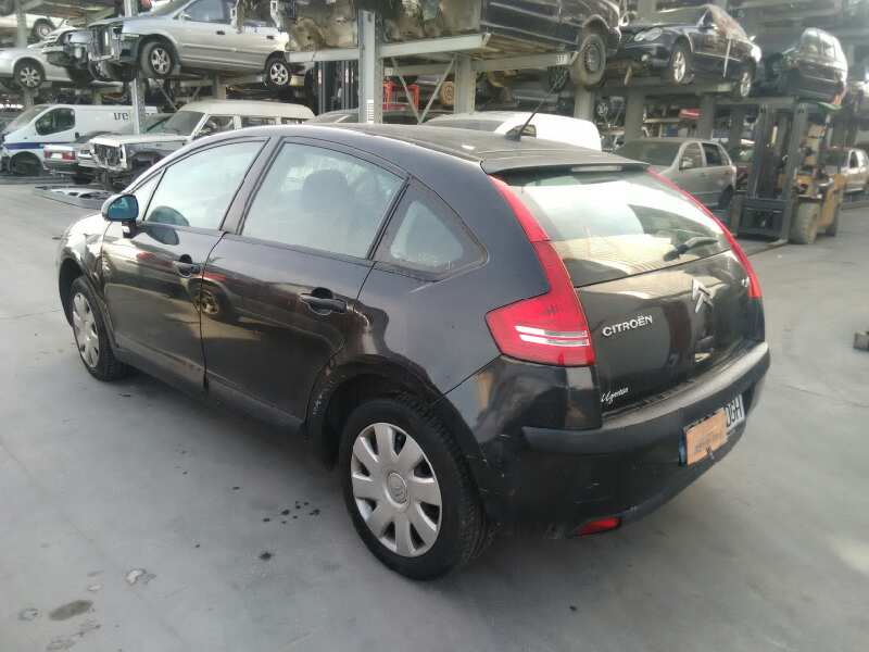 CITROEN C4 BERLINA 2004