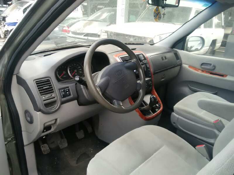 KIA CARNIVAL II 2001