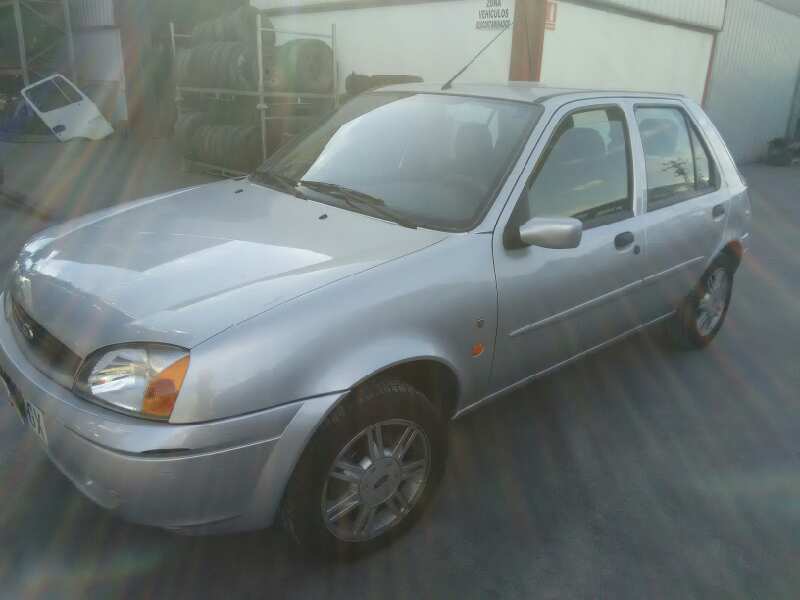 FORD FIESTA BERLINA (DX) 1999