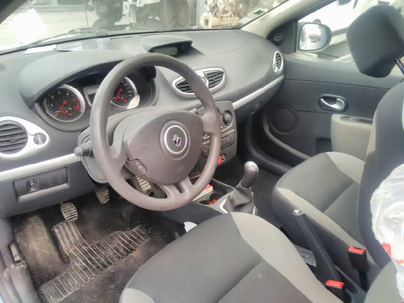 RENAULT CLIO III 2010