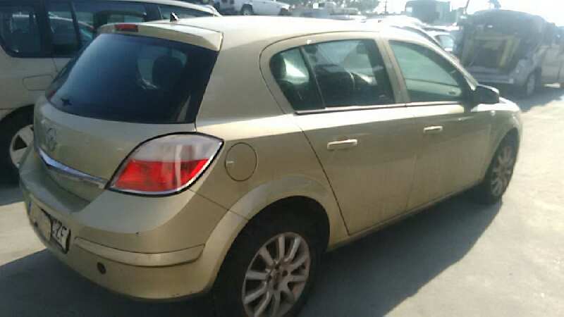 OPEL ASTRA H BERLINA 2004