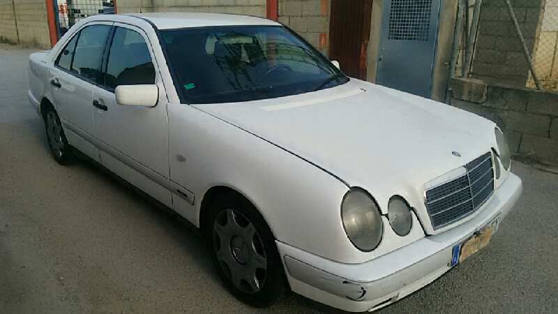 MERCEDES CLASE E (W210) BERLINA DIESEL 1997