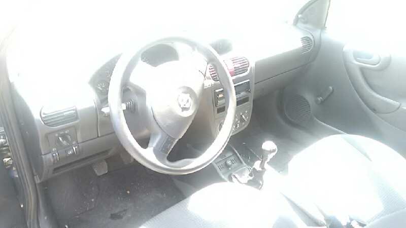 OPEL CORSA C 2000