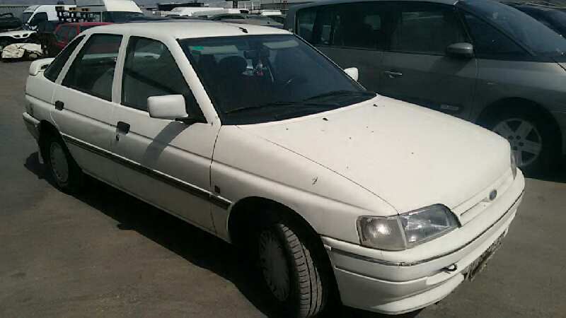 FORD ESCORT BERLINA/TURNIER 1990