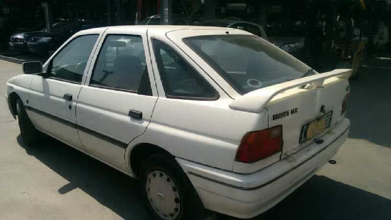 FORD ESCORT BERLINA/TURNIER 1990
