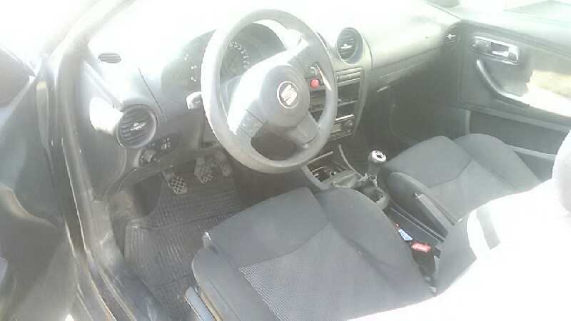 SEAT IBIZA (6L1) 2004