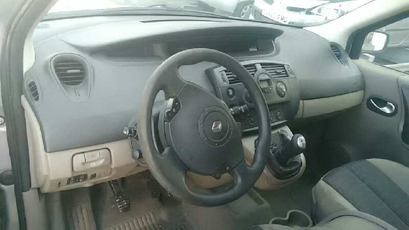 RENAULT SCENIC II 2003