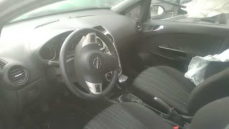 OPEL CORSA D 2006