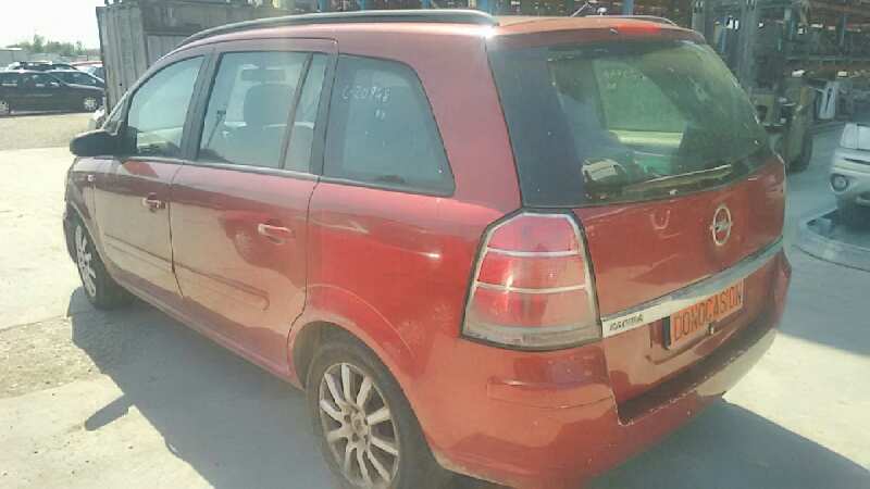 OPEL ZAFIRA B 2005