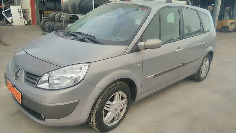 RENAULT SCENIC II 2004