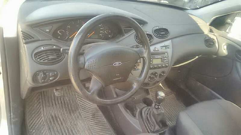 FORD FOCUS TURNIER (CAK) 1998