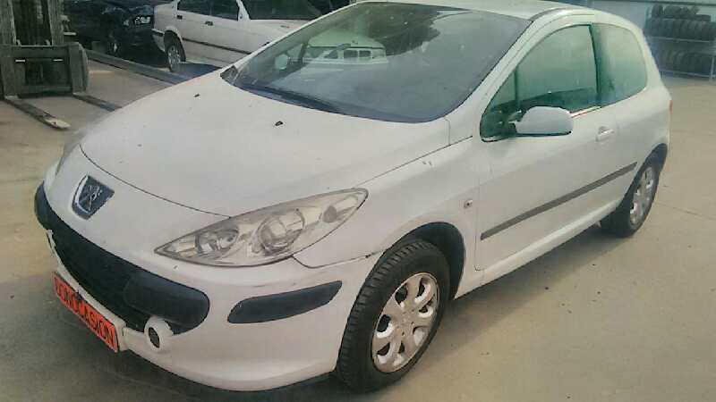 PEUGEOT 307 BERLINA (S2) 2005