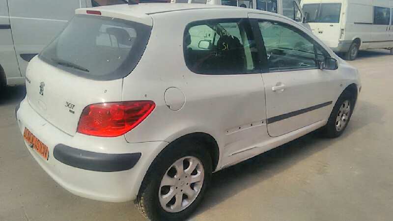 PEUGEOT 307 BERLINA (S2) 2005