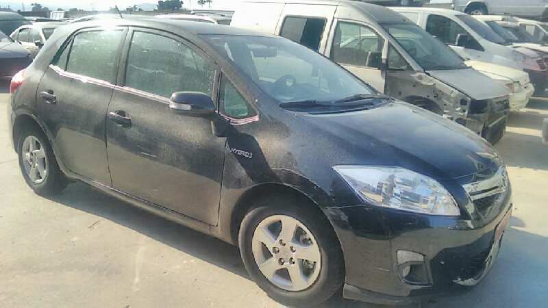 TOYOTA AURIS 2010