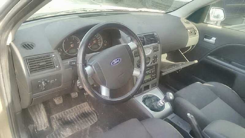 FORD MONDEO BERLINA (GE) 2000