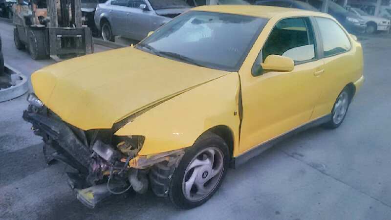 SEAT CORDOBA BERLINA 1999
