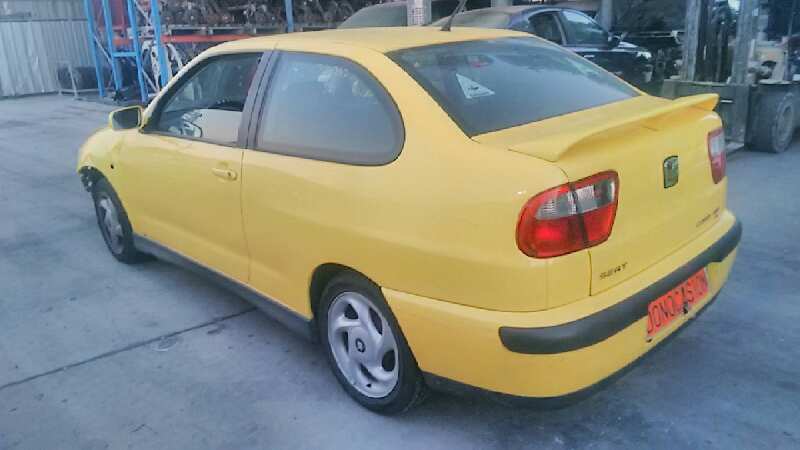 SEAT CORDOBA BERLINA 1999