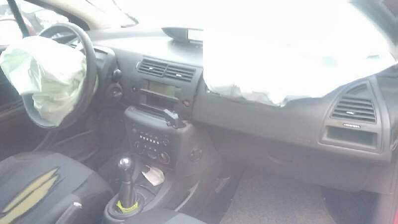 CITROEN C4 BERLINA 2004