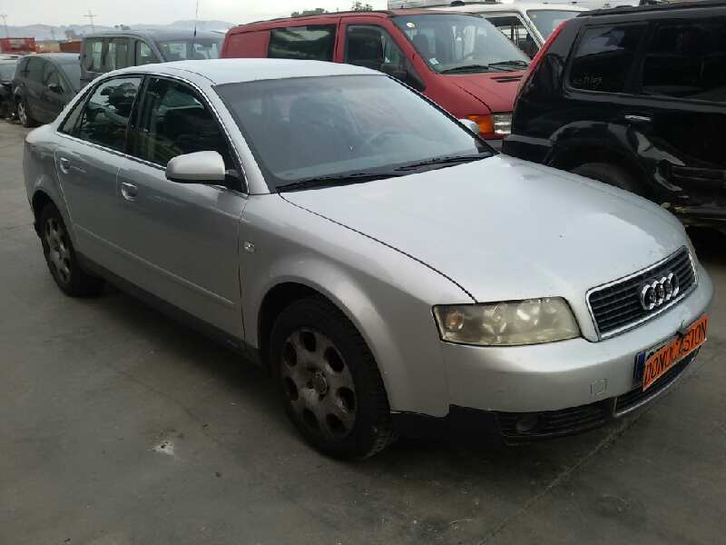 AUDI A4 BERLINA (8E) 2000