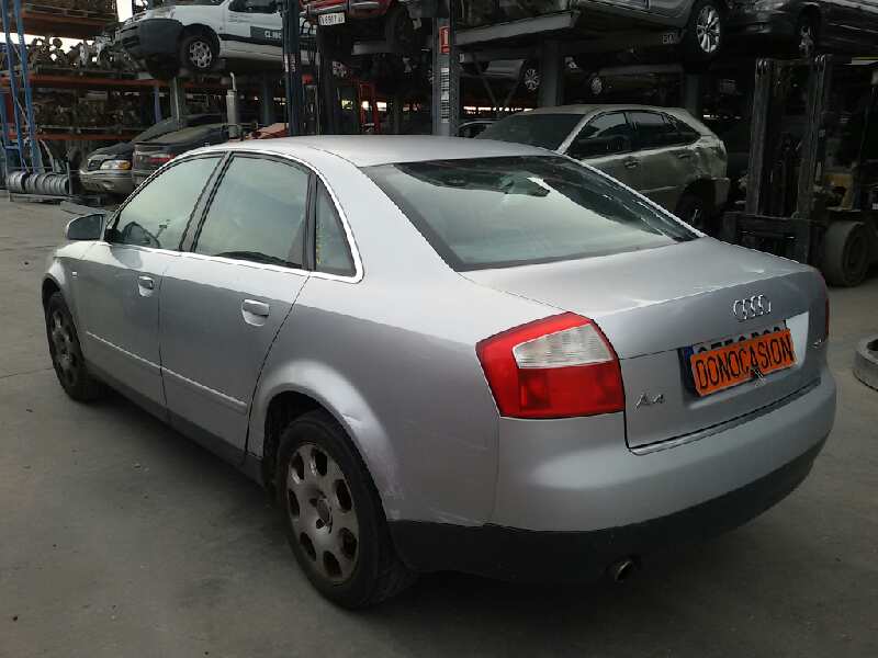 AUDI A4 BERLINA (8E) 2000