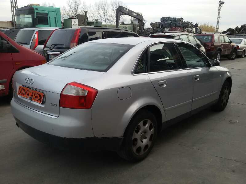 AUDI A4 BERLINA (8E) 2000