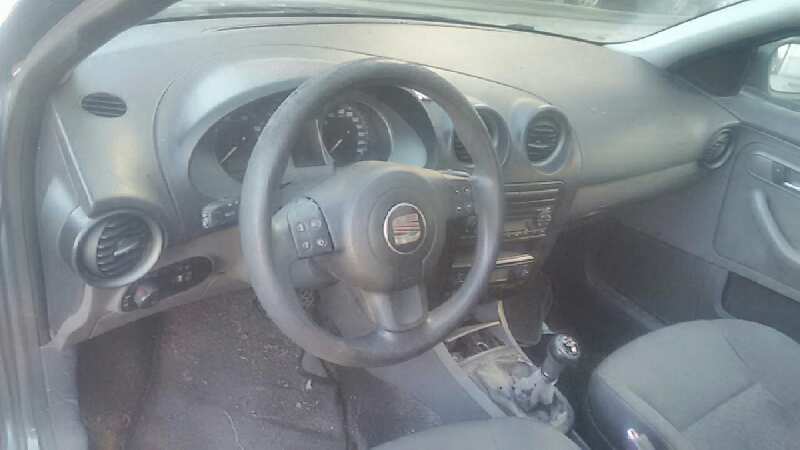 SEAT IBIZA 2001
