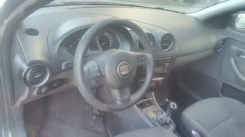 SEAT IBIZA (6L1) 2002