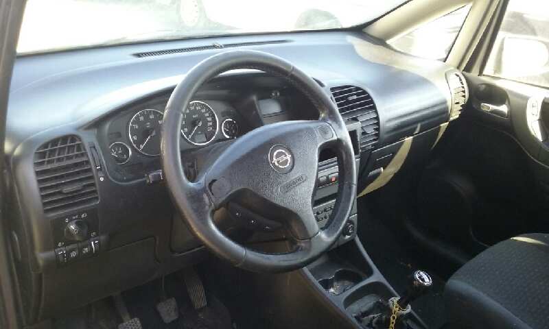 OPEL ZAFIRA A 2000