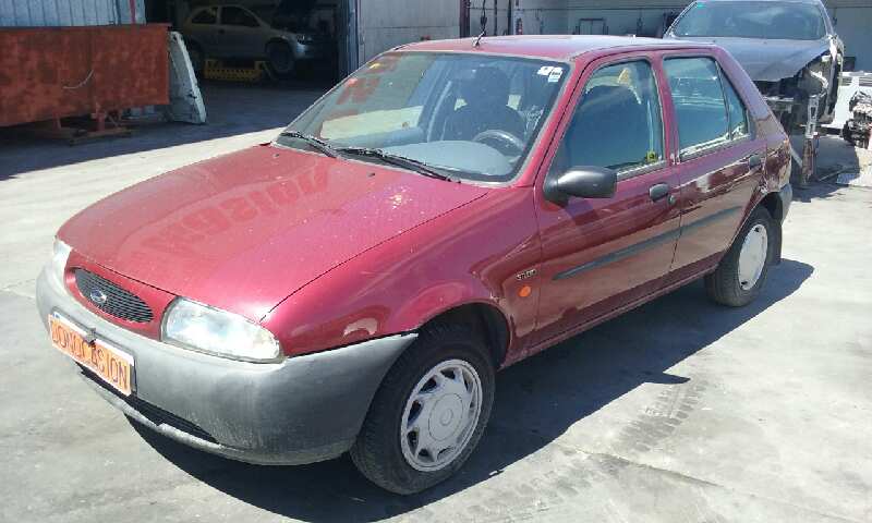 FORD FIESTA BERLINA 1995