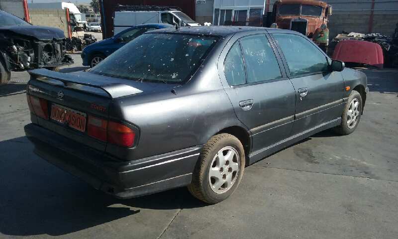 NISSAN PRIMERA BERL./FAMILIAR (P10/W10) 1990