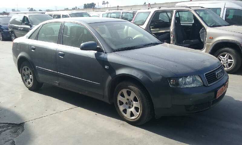 AUDI A4 BERLINA (8E) 2000