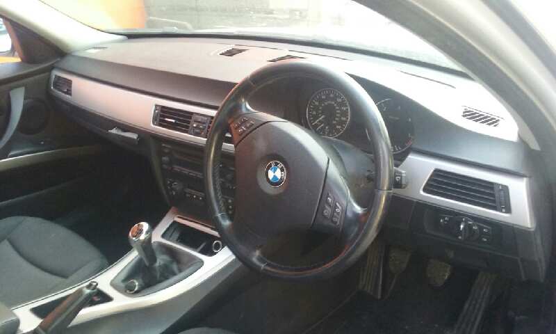 BMW SERIE 3 BERLINA (E90) 2004