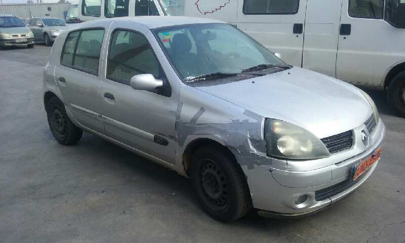 RENAULT CLIO II FASE II (B/CB0) 2001