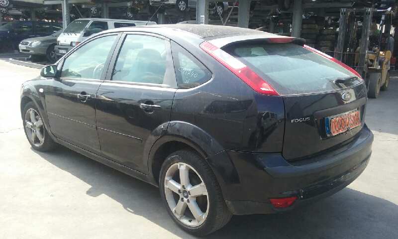 FORD FOCUS BERLINA (CAP) 2004