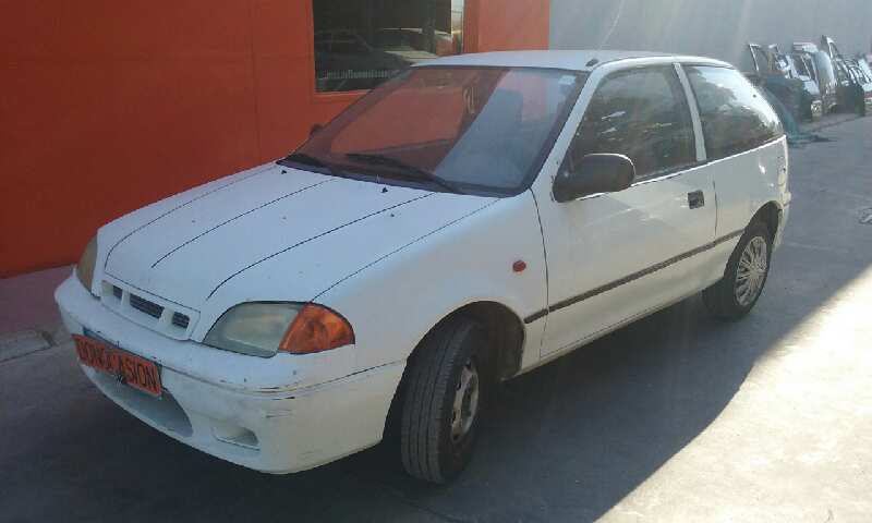 SUZUKI SWIFT SF BERLINA 1988