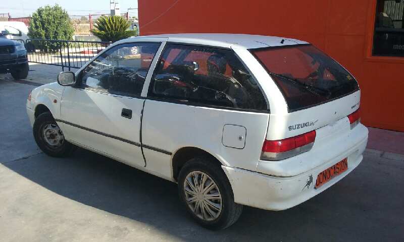 SUZUKI SWIFT SF BERLINA 1988