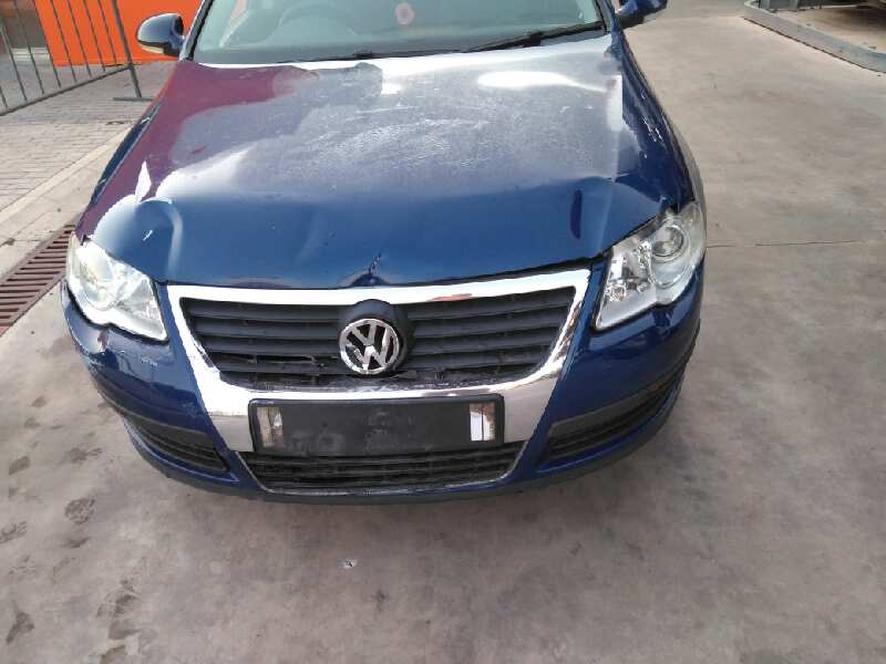 VOLKSWAGEN PASSAT VARIANT (3C5) 2005