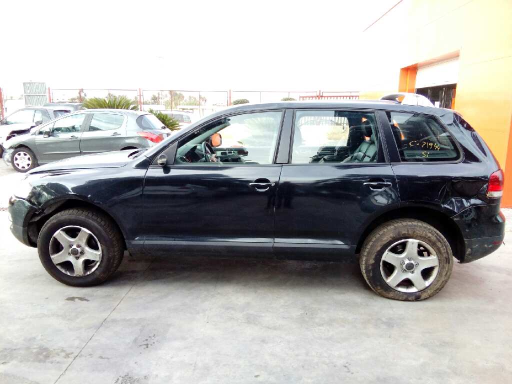 VOLKSWAGEN TOUAREG (7LA) 2003