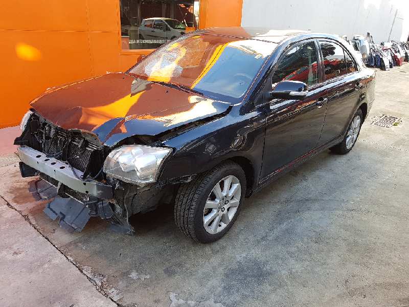 TOYOTA AVENSIS BERLINA (T25) 2006