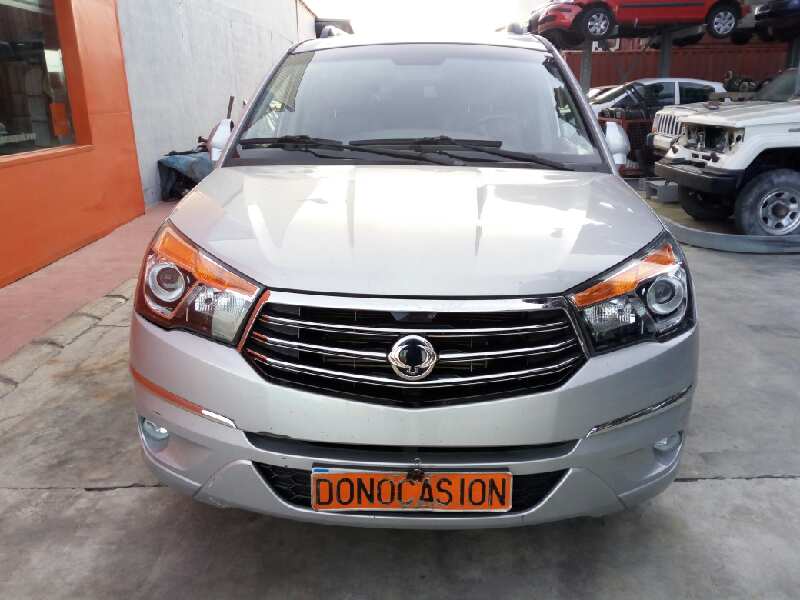 SSANGYONG RODIUS II 2013
