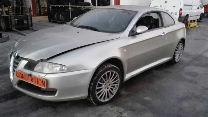 ALFA ROMEO GT (125) 2004