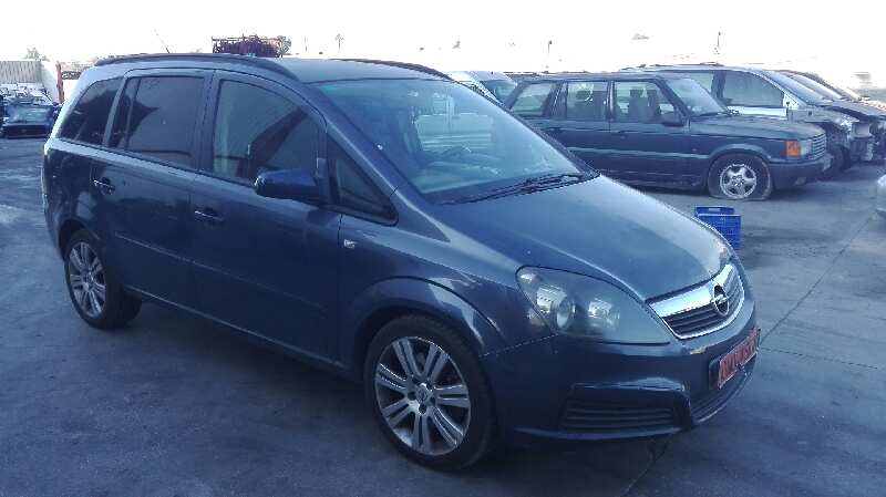 OPEL ZAFIRA B 2005